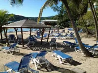 Beautiful, functional studio in Carayou hotel and spa on private beach