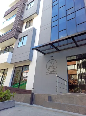 Cozy 3 bedroom apartment, with air conditioner. One block away from VIVA MALL