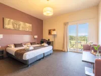 Hôtel Mercure Aix-en-Provence Sainte-Victoire Hotels in Puyloubier