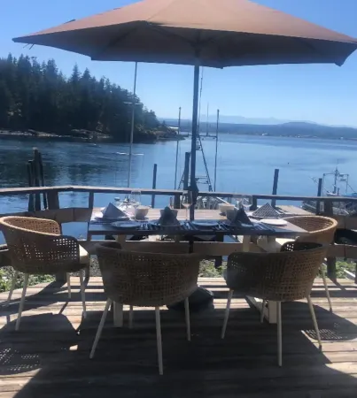 Unique and peaceful beach access getaway on Quadra Island. Outstanding view