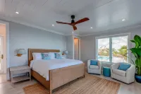 Waterfront 4-Bedroom Home on Private Peninsula w/ Private Dock! Hotels in Elbow Cay