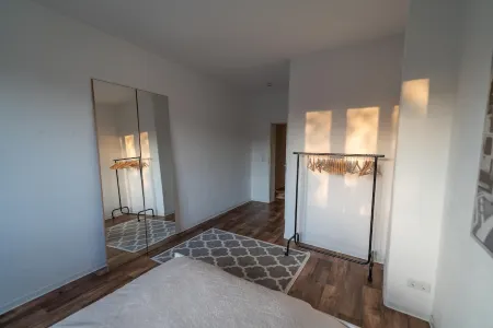 Gemütliche 2-R Wohnung - Netflix & Küche - Zentral Отели рядом с достопримечательностью «Kloster Unser Lieben Frauen»