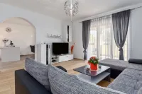 New 105m2 apartment in Porec Hotels in Radmani