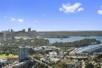 The ultimate luxury apt w panoramic harbour bridge views Hotels in Darlinghurst