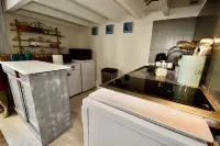 COMPLETE ACCOMMODATION IN A PRIVATE RESIDENCE BY THE BEACH