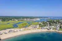 Scituate Harbor Escape!