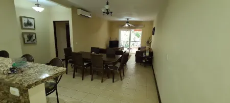 Jazmin Del Sol - Just Steps Away to the Beautiful Potrero Beach Отели рядом с достопримечательностью «Плайя Потреро, Коста-Рика»