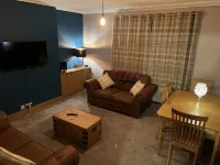 Comfortable three bed home just moments from cliffs Hotels in Buckie