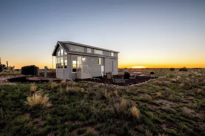 New Tiny Home on Private 1 Acre with Power, AC/Heat, Starlink Internet