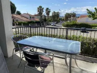 Large T3 loggia in house 500m from the beach