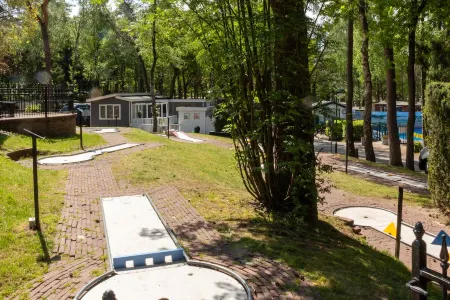 Fine cottage 41 + garden on beautiful child-friendly park in nature Отели рядом с достопримечательностью «Jachthuis St. Hubertus»