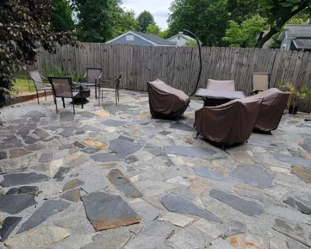 Dwell Well House- Upscale 2 BR/2 BA house downtown w/private fenced yard Hotels in Morganton