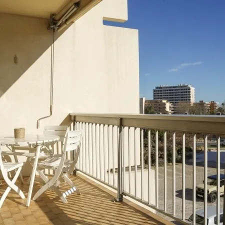 Apartment Le lavandou full city center close to the sea