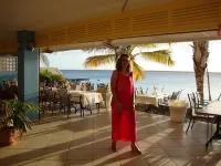 Oceanfront Completely Upgraded Sand Dollar Resort  1 Bedroom Unit A2. Bari Reef - Alloggi