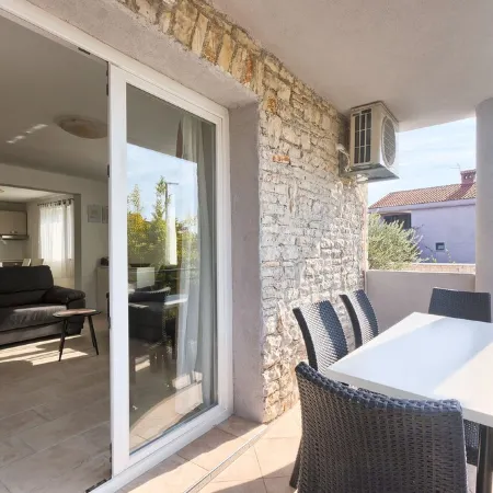 Villa Andi Terrace, Wi-fi, dishwasher, washing machine, parking, 3 min beach