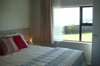 HARBOURSIDE GETAWAY!!! 원 트리 포인트 호텔