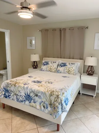 3 bedroom 2 bath Orchid house in Paradise Отели в г. Хавайиан-Парадайс-Парк