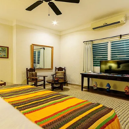 BIG! 3BR Home Fully Equipped, Pool, Gardens & WiFi