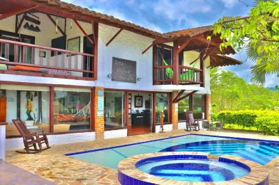 Beautifull villa with private pool in Quindio Hotels in 