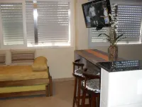 Fit 1 bedroom with panoramic view of the beach, Wi-Fi, Gar. Collective, Embaré (channel 4)