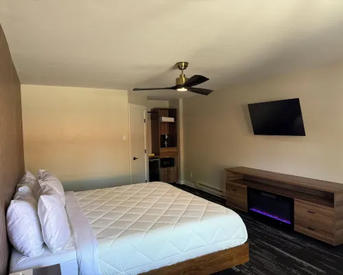 Lone Eagle Lodge Hotels in Grand Lake