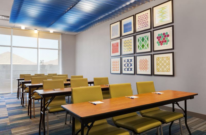 Holiday Inn Express & Suites Edinburg-Mcallen Area by IHG photo 5
