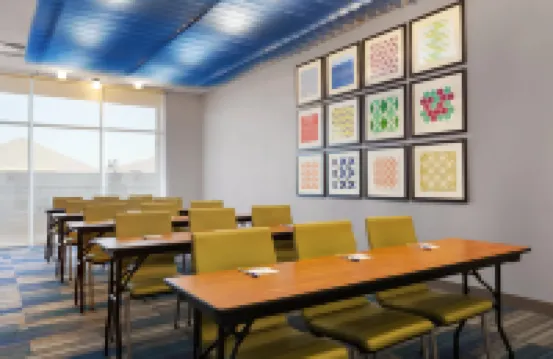 Holiday Inn Express & Suites EDINBURG-MCALLEN AREA by IHG