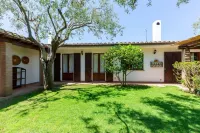 Villa Among Centuries-Old Olive Trees Just Minutes from the Sea - 2-Star