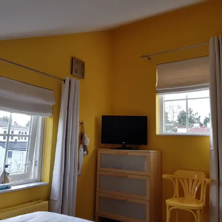 Modern house, 6 persons, 3 bedrooms, 2 bathrooms, smoke free, TOP location