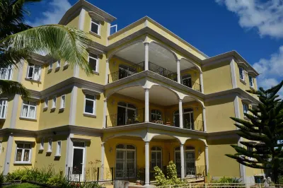 La Maison de Bel Air 1 Отели в г. 