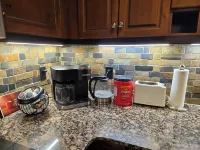 Top-Floor Condo with stunning mountain views!