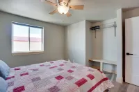 Saratoga Retreat ~ 3 Mi to Saratoga Lake! - homestay