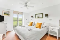 6 Ocean's Edge - Country Houses