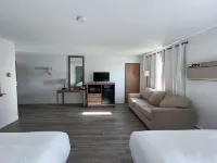 Walleye Inn Hotels in Baudette