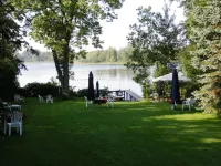 Hotel Seeufer فنادق في Dersau