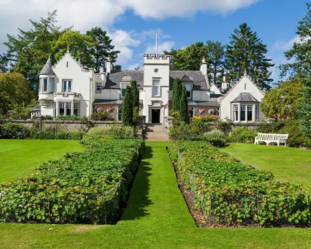 Douneside House Hotels in Aboyne