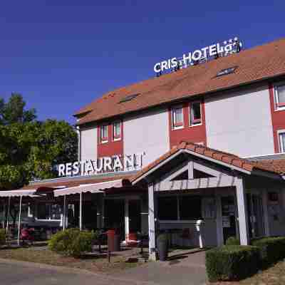 Logis Hôtel Cris Hotel Hotel Exterior
