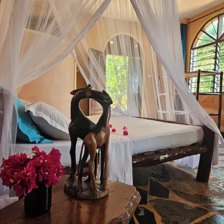 Room-38m2 Turtle Suite in a 560 m2 Villa
