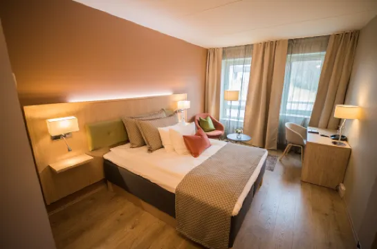 Stord Hotel - Yüzme Havuzu