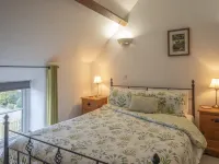 Crooks Hotels in Axbridge