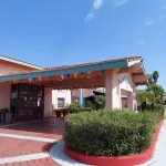 University Inn & Suites Brownsville Hoteles en Brownsville