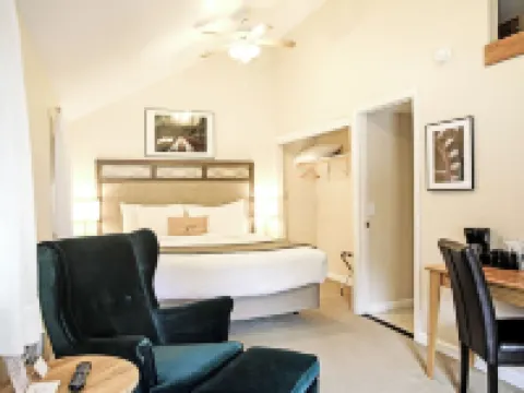 Sierra Mountain Inn Hotels in Grass Valley