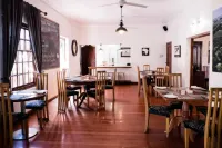 Kronenhoff Guesthouse Hotels in 