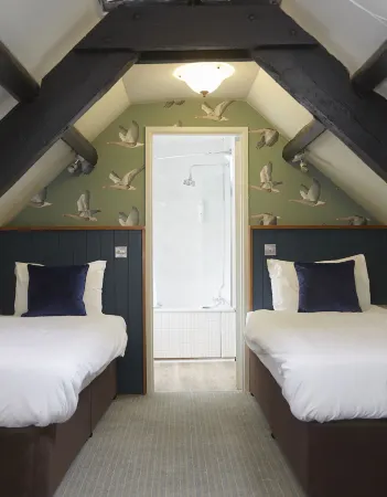 Old Manse Hotel by Greene King Inns Отели в г. Литл Риссингтон