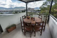 Poblado Guest House - Mountain view