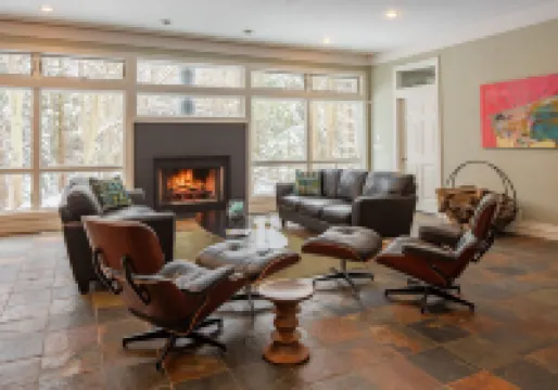 Pigeon Creek Inn - Adults Only