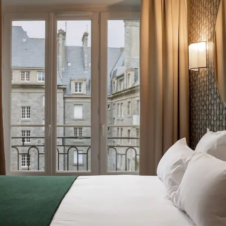 Hôtel Bristol Union Intra Muros Отели рядом с достопримечательностью «Интра-Мурос»