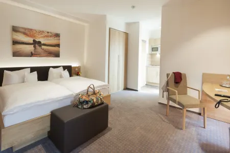 Landhotel Behre Отели в г. Лерте