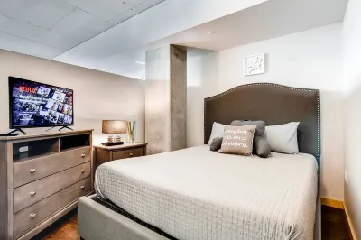 Speechless in Seattle - #1 Location - 2Br - Free Parking - VR1 Hotell i Queen Anne
