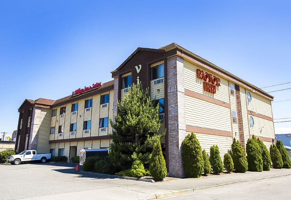 Village Inn & Suites Marysville - Hizvo